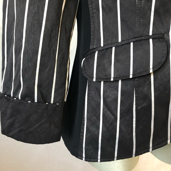 TAIFUN Striped Embroidered Blazer | Medium - Picture 6 of 8